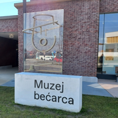 1muzejB