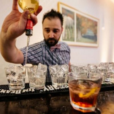 konobar2