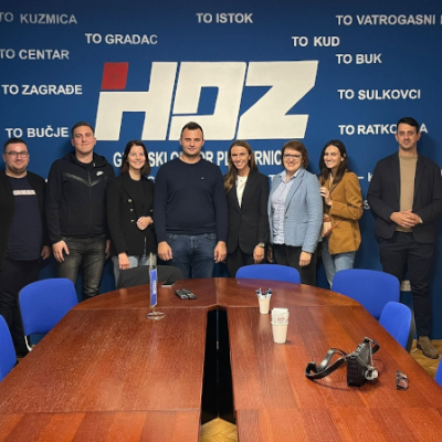 0mladežPL