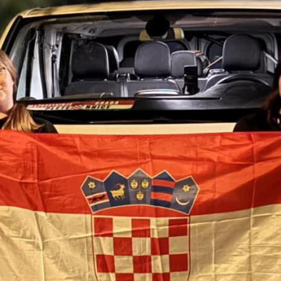1mažoretkinje