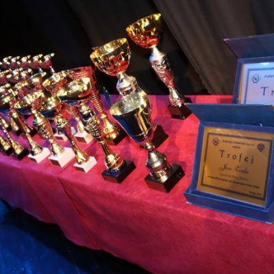 1trofeji