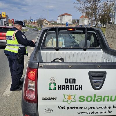 policija