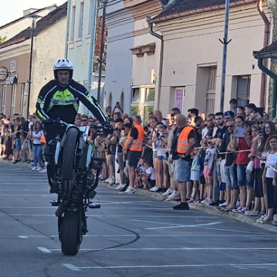 1motoSusreti