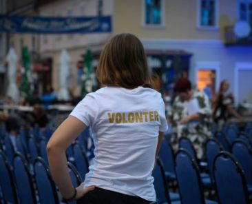 1volonteri