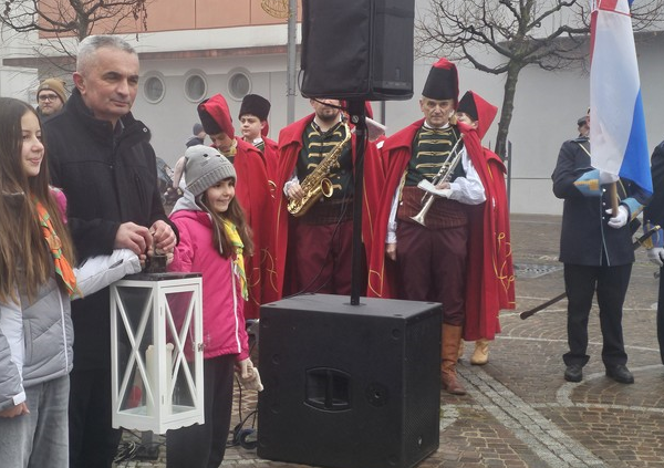 1Betlehemsko svjetlo